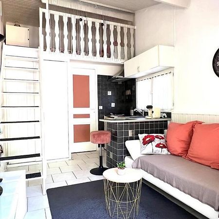 Le Jardin De Mae Apartman Bouc-Bel-Air Kültér fotó