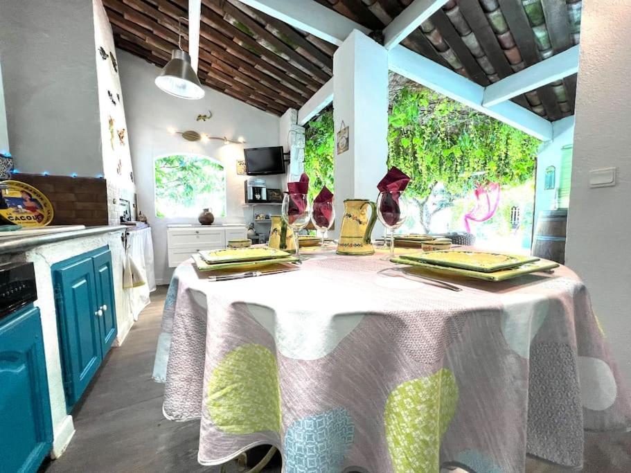 Le Jardin De Mae Apartman Bouc-Bel-Air Kültér fotó